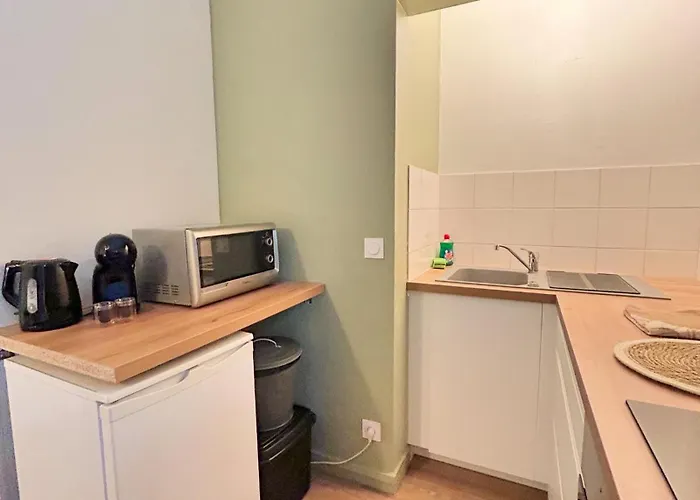 Lenoir - Centre Apartment